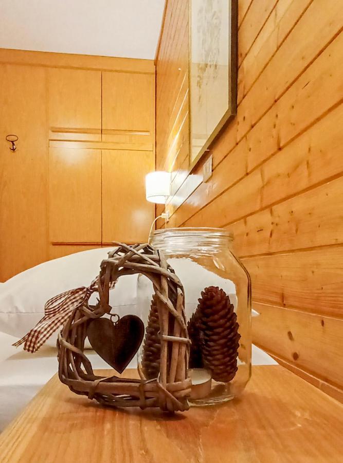 Ferienwohnung La Tana - Agenzia Dolomiti Affitti Cavalese Exterior foto